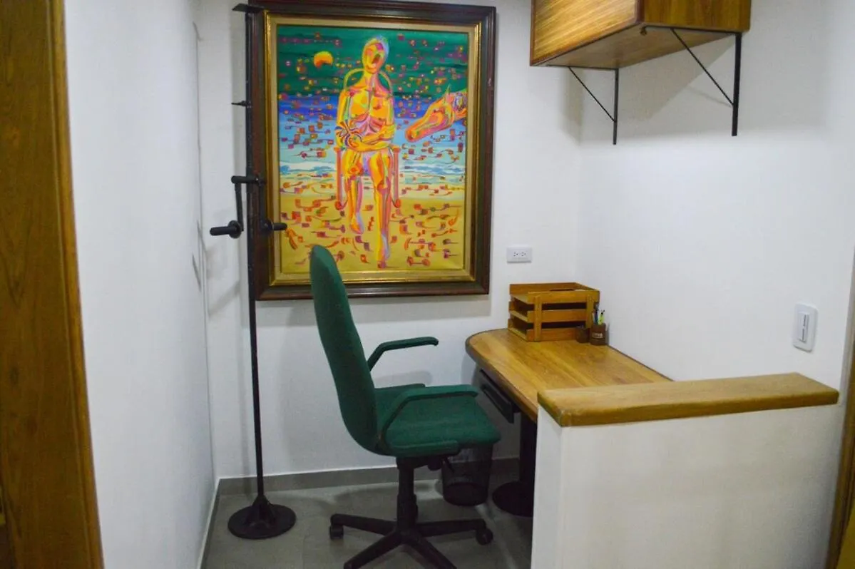 Lägenhet Bello Apartamento En Bogota Al Lado Del Gimnasio Moderno Colombia